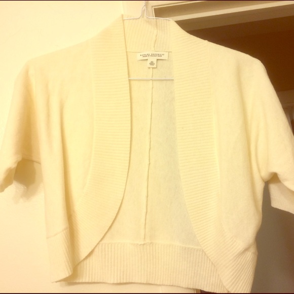 Cream shrug