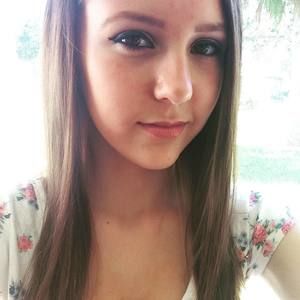 Meet your Posher, Alexis