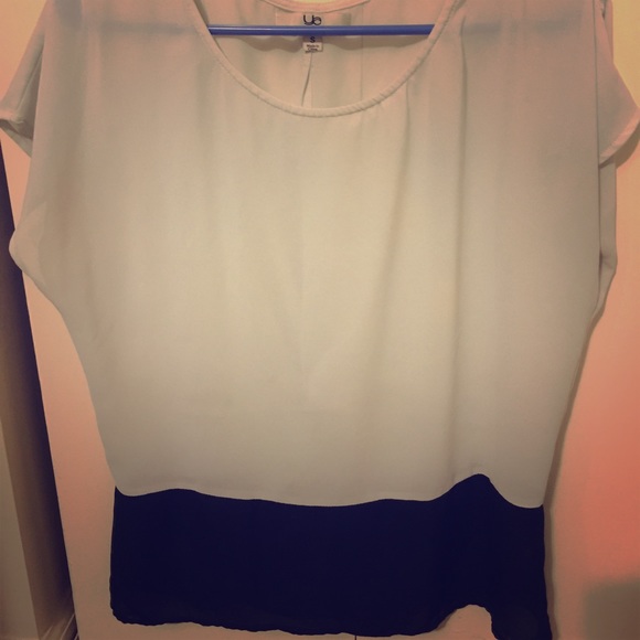 Open back blouse - Picture 1 of 1