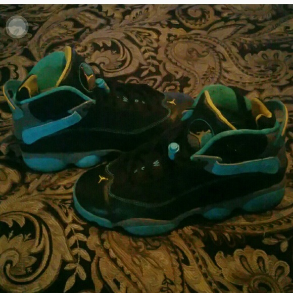 Jordan six rings