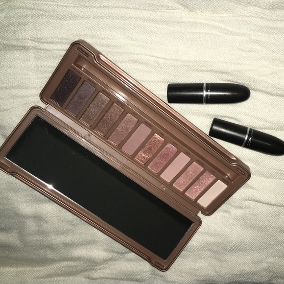 Urban Decay Naked 3