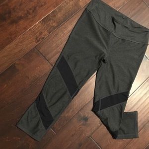 Super cute yoga athletic capris with mesh inserts