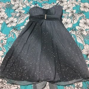 🌺Beautiful Grey-Toned Sparkle Dress