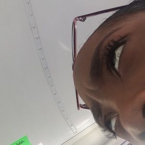 Meet your Posher, Brooke