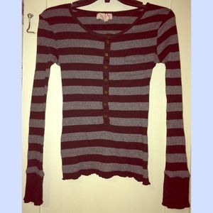 Black & gray stretch long sleeve thin sweater