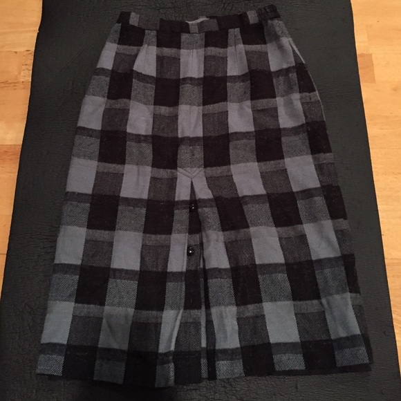 Plaid midi skirt