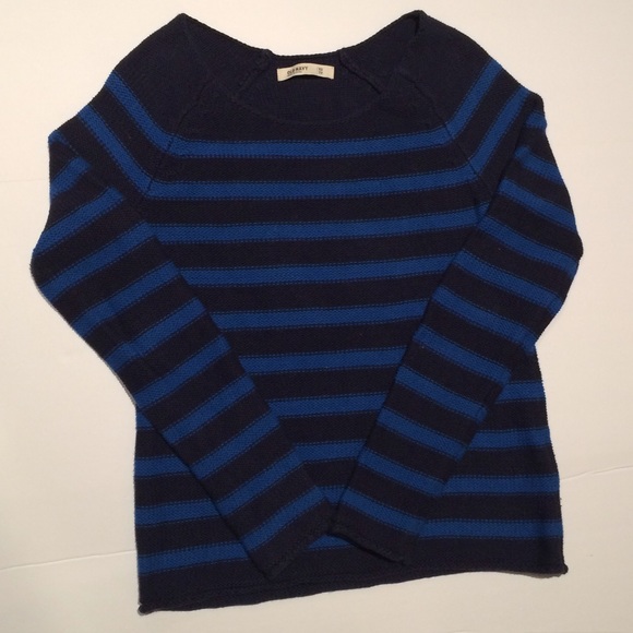 3/$20 Old Navy Sweater