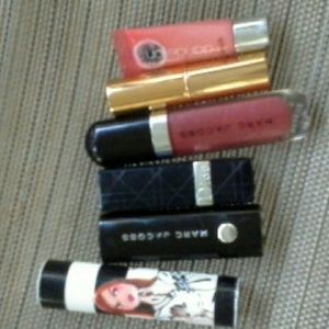 Meet your Posher, Dee