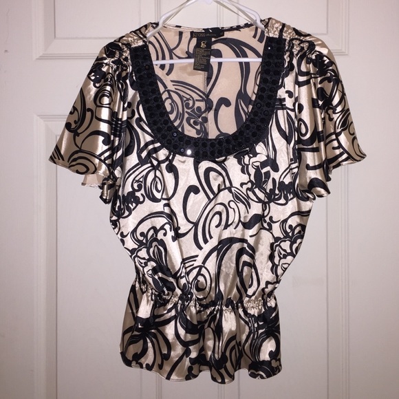 Beautiful black flowery top