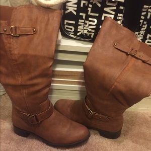 NWOT boots!!!
