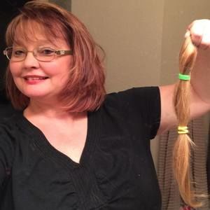 Meet your Posher, Dee