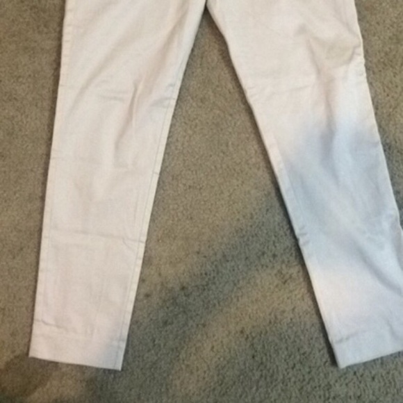 Contemporary flat front chino - Picture 2 of 2