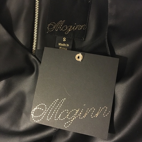 McGinn Collection Faux Leather Top w/ Zipper Back - Picture 3 of 4