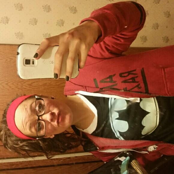 Meet your Posher, Kales - Picture 2 of 4