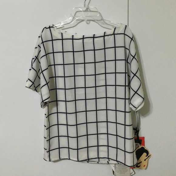 NWOT Plaid Contemporary Boxy Shirt
