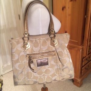 Coach Poppy tote