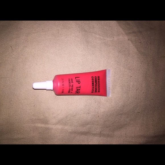 New OCC Lip Tar in "Radiate" - Picture 2 of 3