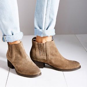 SOLD Jeffrey Campbell Warr Ankle Boot