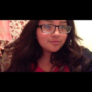 Meet your Posher, Jasmine