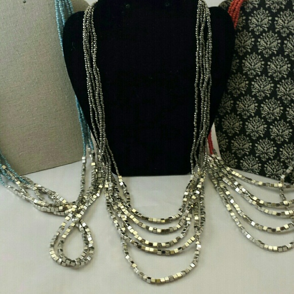 📗GWaC Java Draping Beaded Necklace - Metallic - Picture 3 of 4