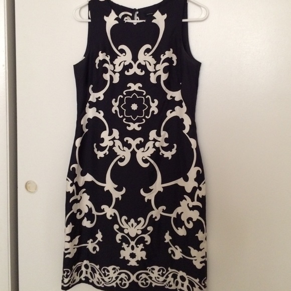 NWOT BANANA REPUBLIC Print Dress