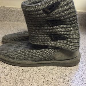 Bearpaw sweater boots!!