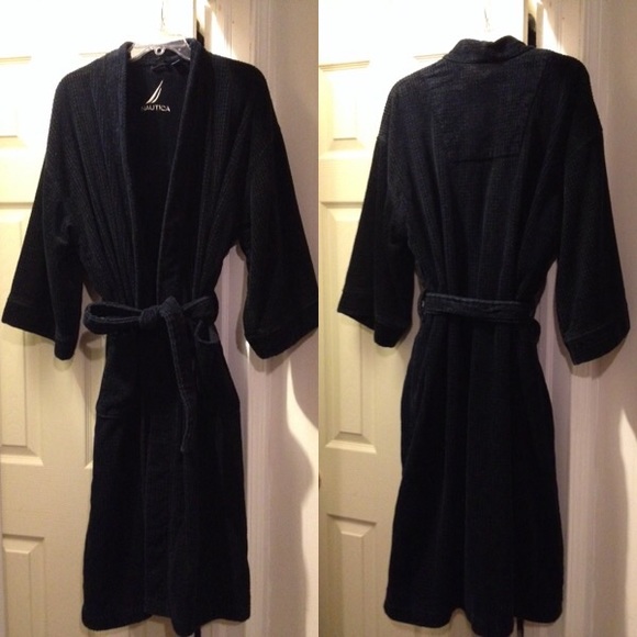 Nautica Black Robe - Picture 3 of 4