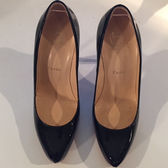 Real ! Christina Louboutin