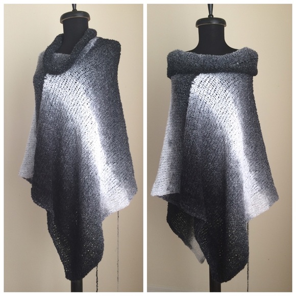 GemFOX Sweaters - Poncho Long Black White Ombré Knitted