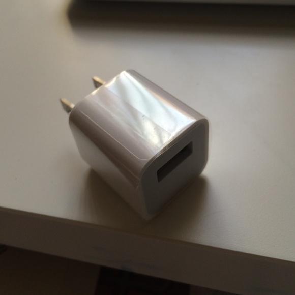 Apple charger box