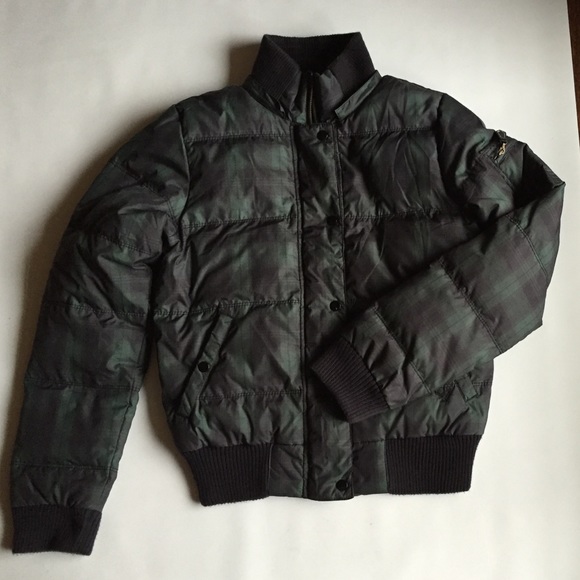 American Eagle puffer jacket
