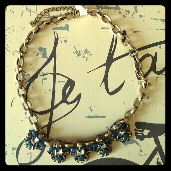 Blue crystal gold necklace