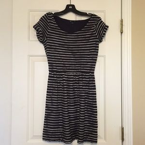 Gap navy striped dress