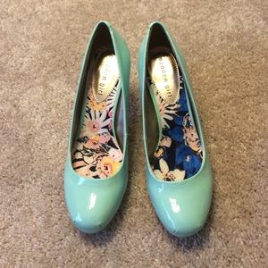 Mint green madden girl pumps