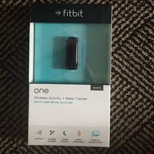 Fitbit one wireless activity tracker new