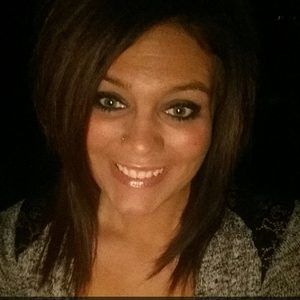 Meet your Posher, Kendra