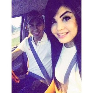 Meet your Posher, Alejandra