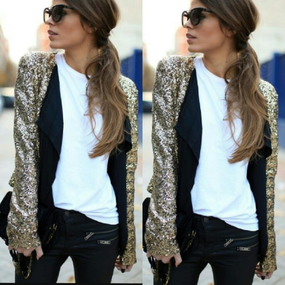 Jackets & Blazers - 🎉Gold Sequin Blazer🎉