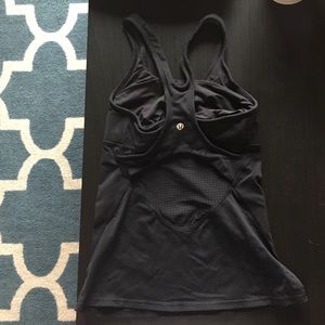 Lululemon tank