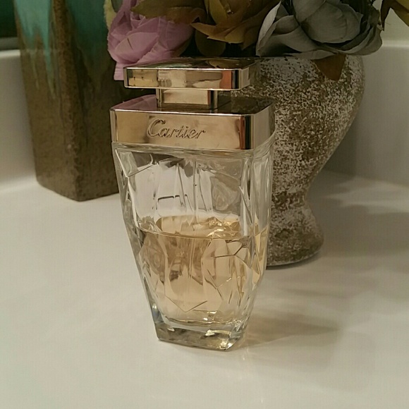 Perfumes - Picture 3 of 4
