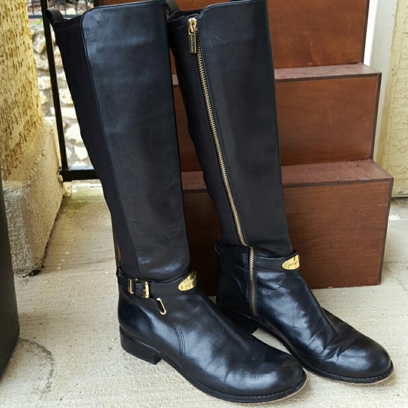 **SOLD**Micheal Kors BOOTS