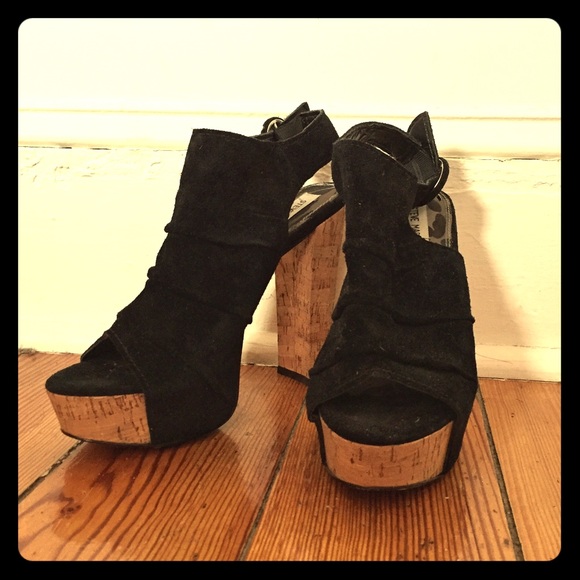 Steve Madden Heffron peep toe platform shoes