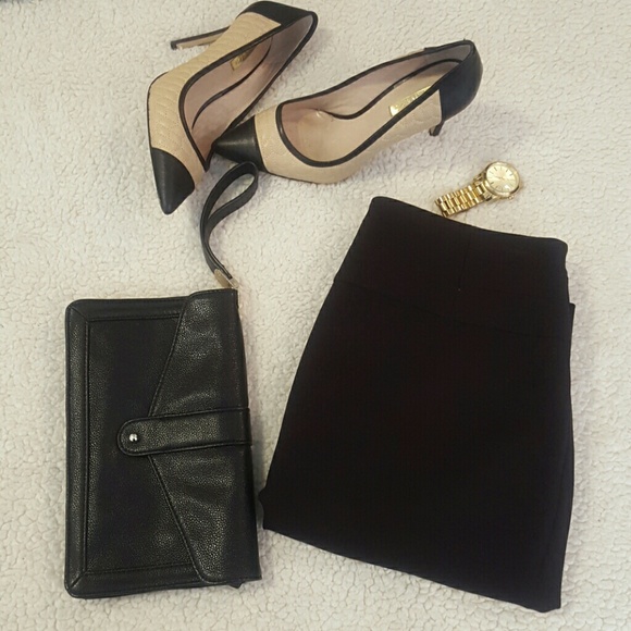 The Limited Pencil Skirt