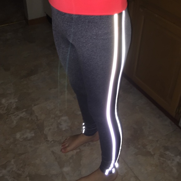 Reflective leggings