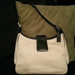 Coach hamptons shoulder bag 7701