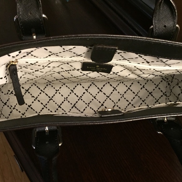 *SOLD*Kate Spade Handbag - Picture 3 of 3