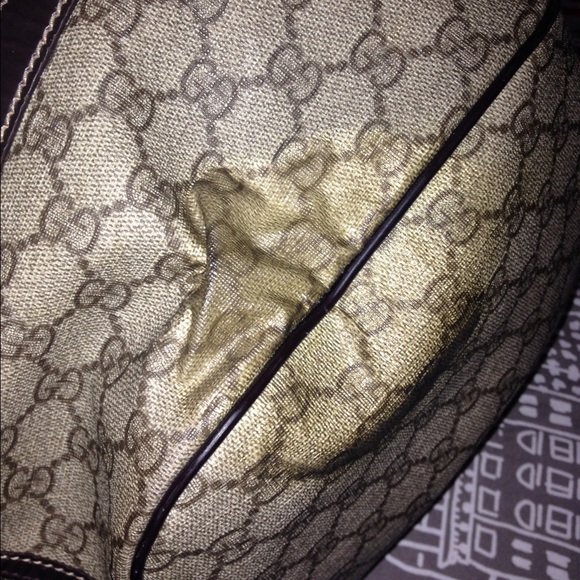 What's wrong with the Gucci Bag?????