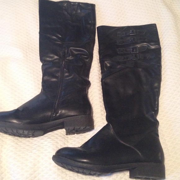 Wide calf boots