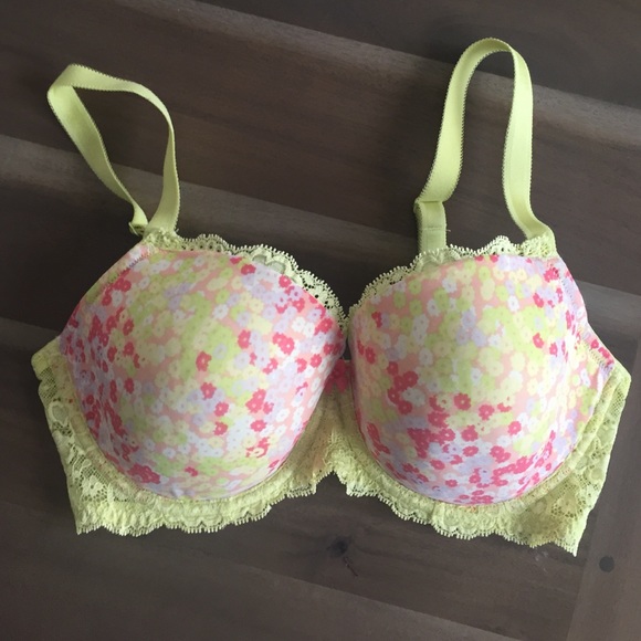VS Bra