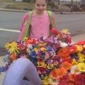 Meet your Posher, Lorie